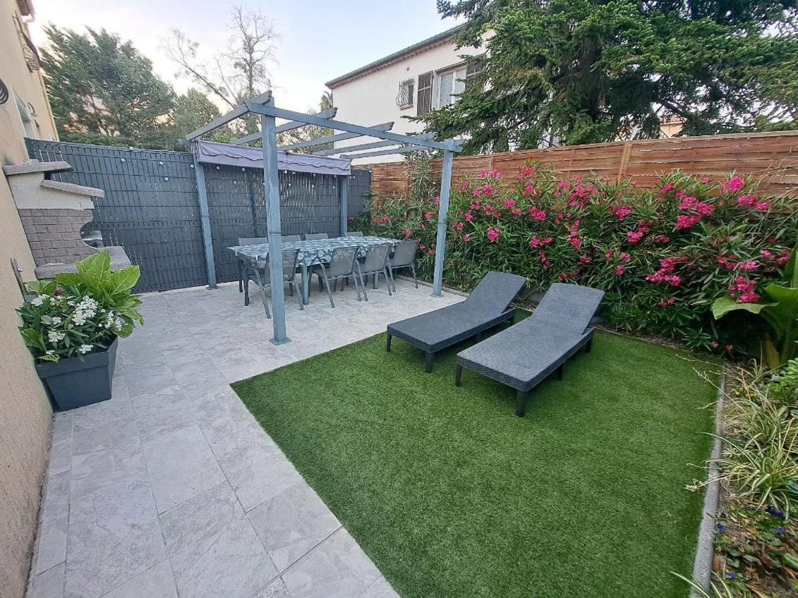 La Villa Castel - Haut De Villa - Parkings- 3 Chambres - 8 Couchages - Jardin - Barbecue Cagnes-sur-Mer Exterior photo